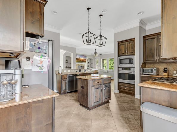25454 Vinechase Drive, Porter TX 77365