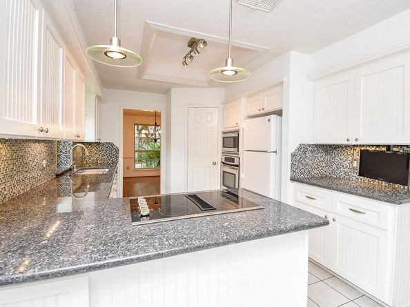 3010 W Steepbank Circle, Sugar Land TX 77479