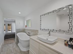 10034 Briar Forest dr Drive, Houston TX 77042