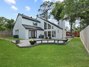 10034 Briar Forest dr Drive, Houston TX 77042