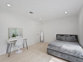 10034 Briar Forest dr Drive, Houston TX 77042