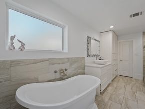 10034 Briar Forest dr Drive, Houston TX 77042