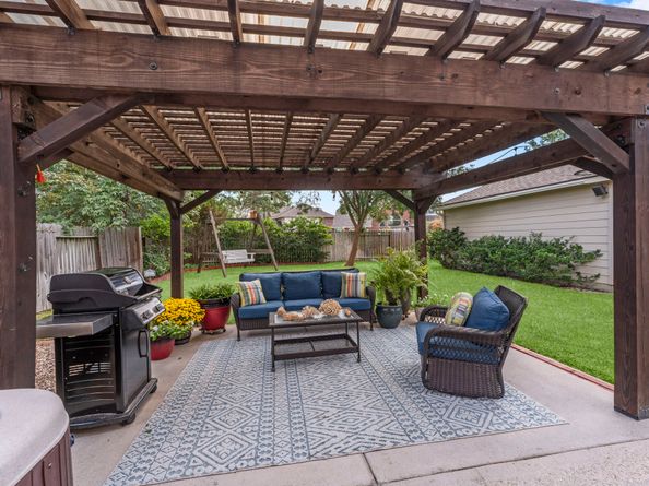 24826 Pikecrest Drive, Spring TX 77389