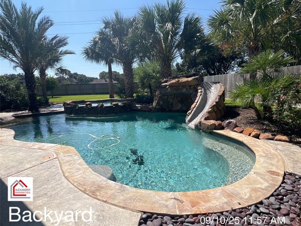 903 Sugarfield Court, Sugar Land TX 77498