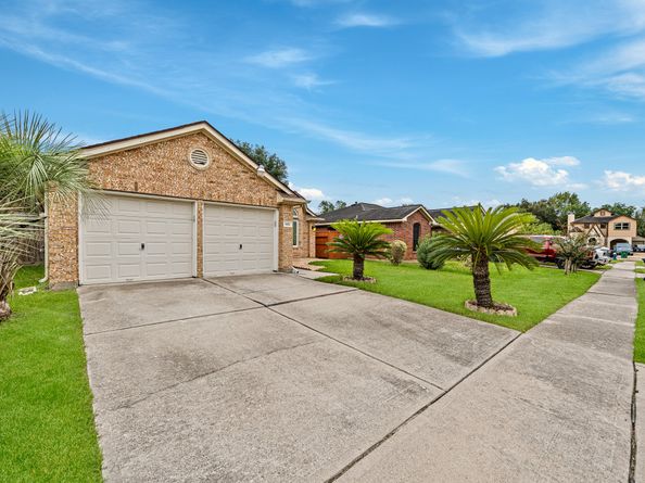 5010 E Newpark Drive, Houston TX 77041