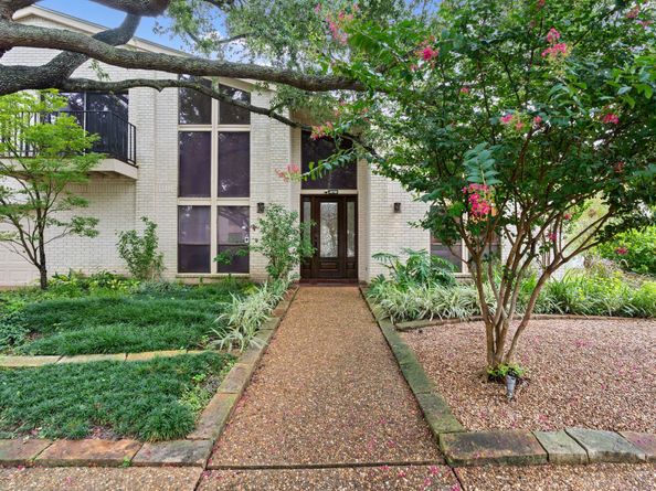 12039 E Circle Drive, Houston TX 77071