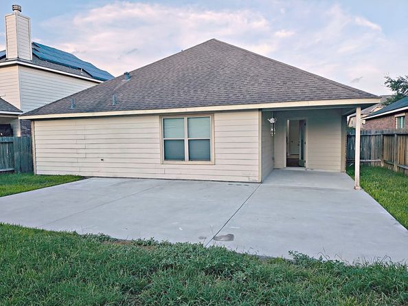 18515 Royal Mist Ln, Tomball TX 77377