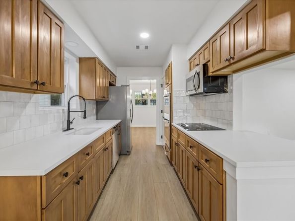 2807 Triway Lane, Houston TX 77043