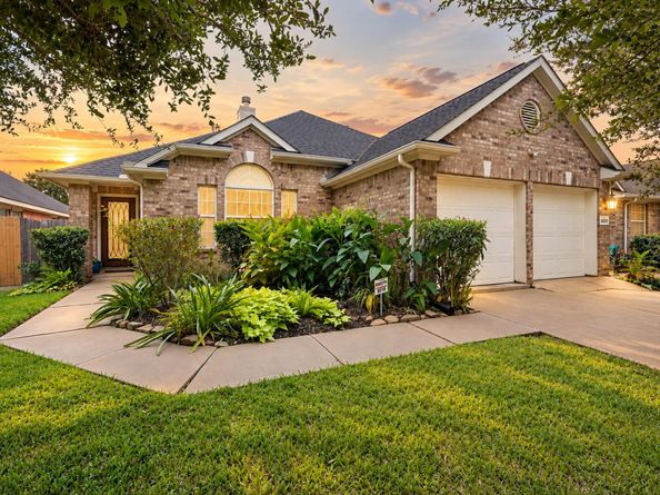 8019 Thorncroft Manor Lane, Richmond TX 77407