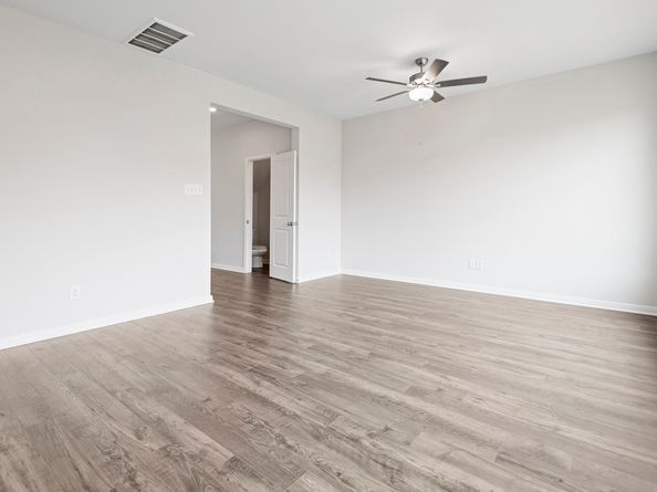 6511 Winter Elm Street, Houston TX 77048