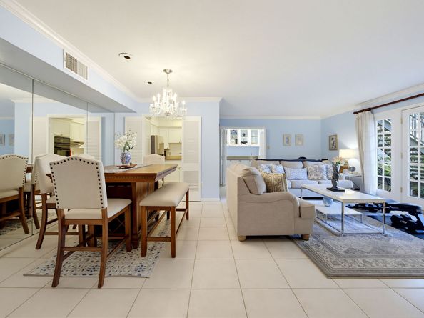 2600 Bellefontaine Street B12, Houston TX 77025