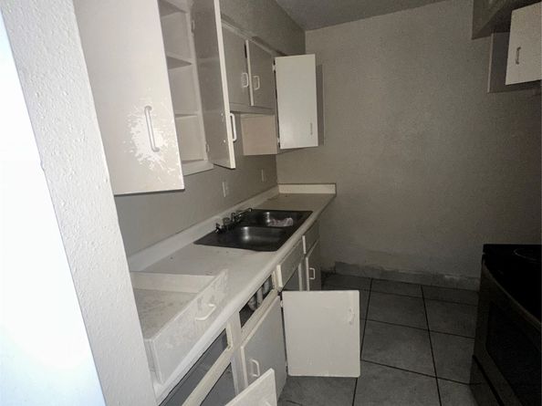 5625 Antoine Drive 703, Houston TX 77091