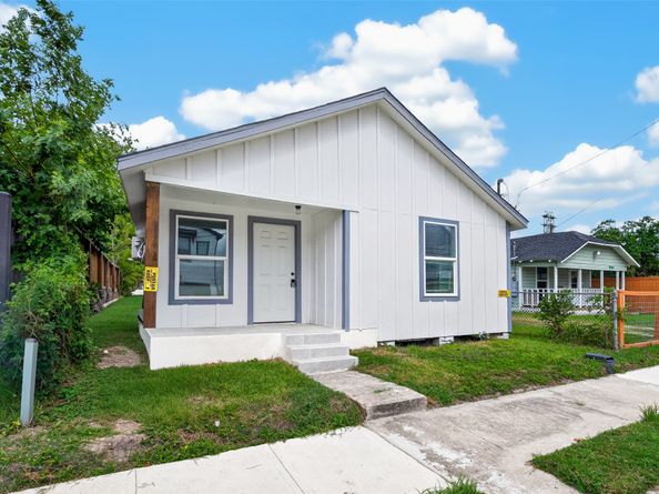 1505 Ryon Street, Houston TX 77009