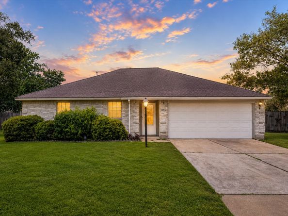 2035 Woodhue Drive, Spring TX 77386
