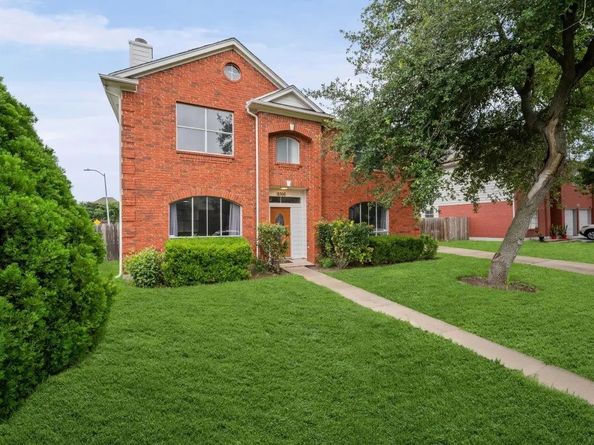 9366 Corner Oaks Lane, Houston TX 77036