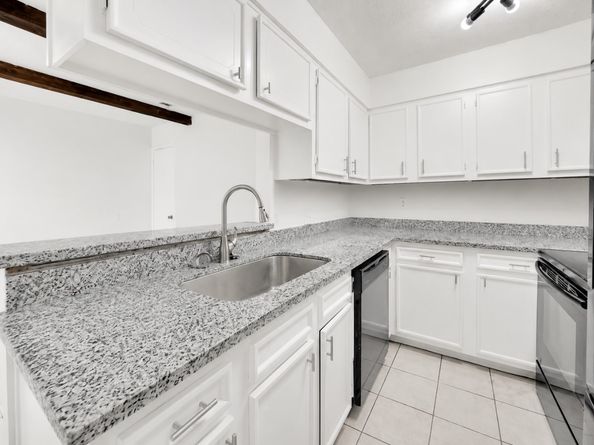 13517 Castilian Drive 1, Houston TX 77015