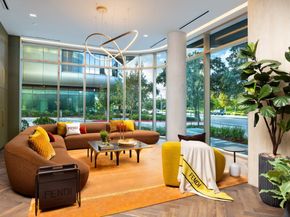 1711 Allen pkwy 1907, Houston TX 77019