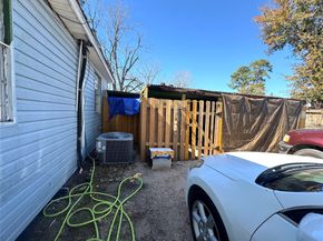 9105 Exeter Street, Houston TX 77093