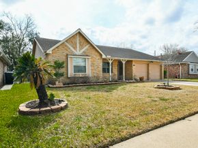 6303 Heatherbloom Drive, Houston TX 77085