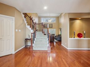 182 N Hazelcrest Circle, The Woodlands TX 77382