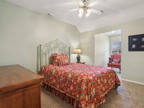 182 N Hazelcrest Circle, The Woodlands TX 77382