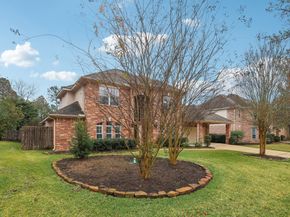 182 N Hazelcrest Circle, The Woodlands TX 77382