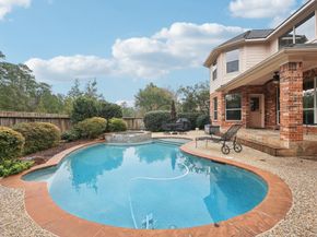 182 N Hazelcrest Circle, The Woodlands TX 77382