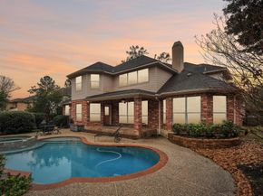 182 N Hazelcrest Circle, The Woodlands TX 77382