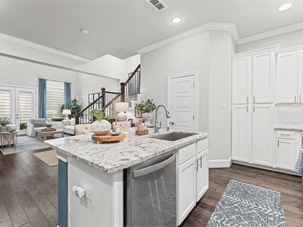 3504 Vista Terrace Lane, Houston TX 77018