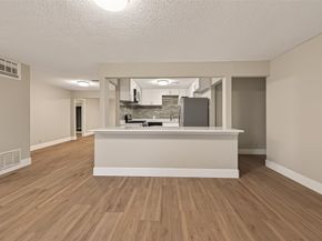 5833 Southlea Street, Houston TX 77033