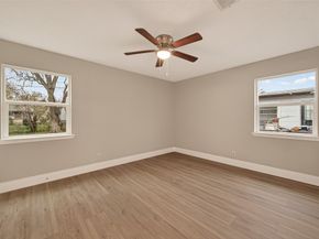 5833 Southlea Street, Houston TX 77033