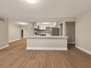 5833 Southlea Street, Houston TX 77033