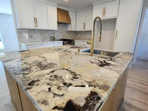 2318 Hialeah Drive, Houston TX 77018