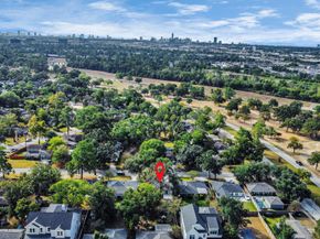 2318 Hialeah Drive, Houston TX 77018