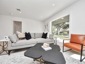 2318 Hialeah Drive, Houston TX 77018