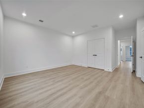 7707 Inwood Grove Lane, Houston TX 77088