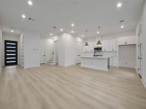 7707 Inwood Grove Lane, Houston TX 77088