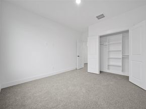 7707 Inwood Grove Lane, Houston TX 77088