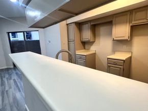 10855 Meadowglen Lane 903, Houston TX 77042