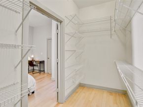 1901 Post Oak Boulevard 4303, Houston TX 77056