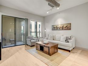 1901 Post Oak Boulevard 4303, Houston TX 77056