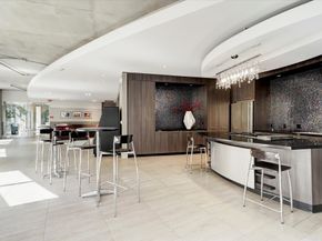 1901 Post Oak Boulevard 4303, Houston TX 77056