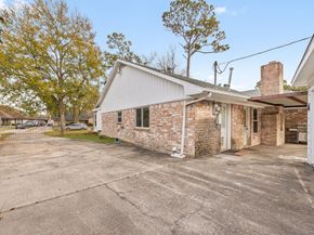 9707 Rocktree Drive, Houston TX 77040