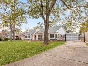 9707 Rocktree Drive, Houston TX 77040