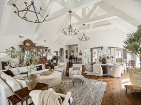 3202 University Boulevard, West University Place TX 77005