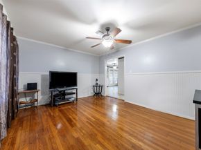 5519 Cheshire Lane, Houston TX 77092