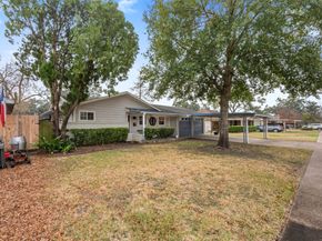 5519 Cheshire Lane, Houston TX 77092