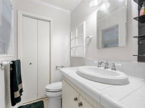 5519 Cheshire Lane, Houston TX 77092