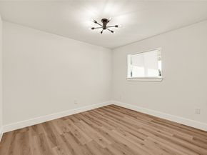 5827 Heron Drive, Houston TX 77033