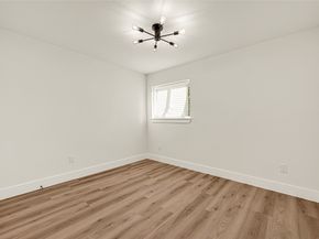 5827 Heron Drive, Houston TX 77033